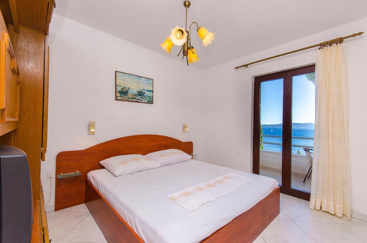 Apartments By The Sea Pisak, Omis - 2802 Esterno foto