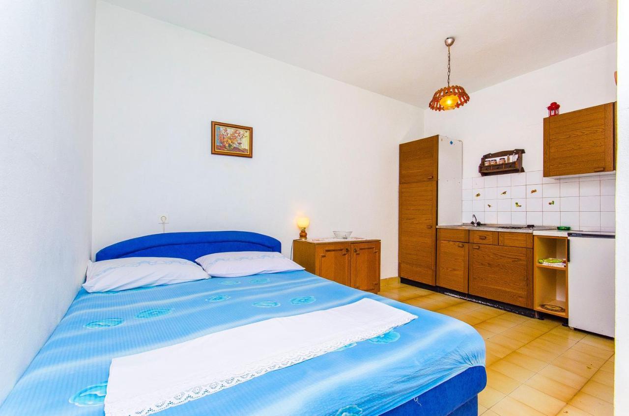 Apartments By The Sea Pisak, Omis - 2802 Esterno foto