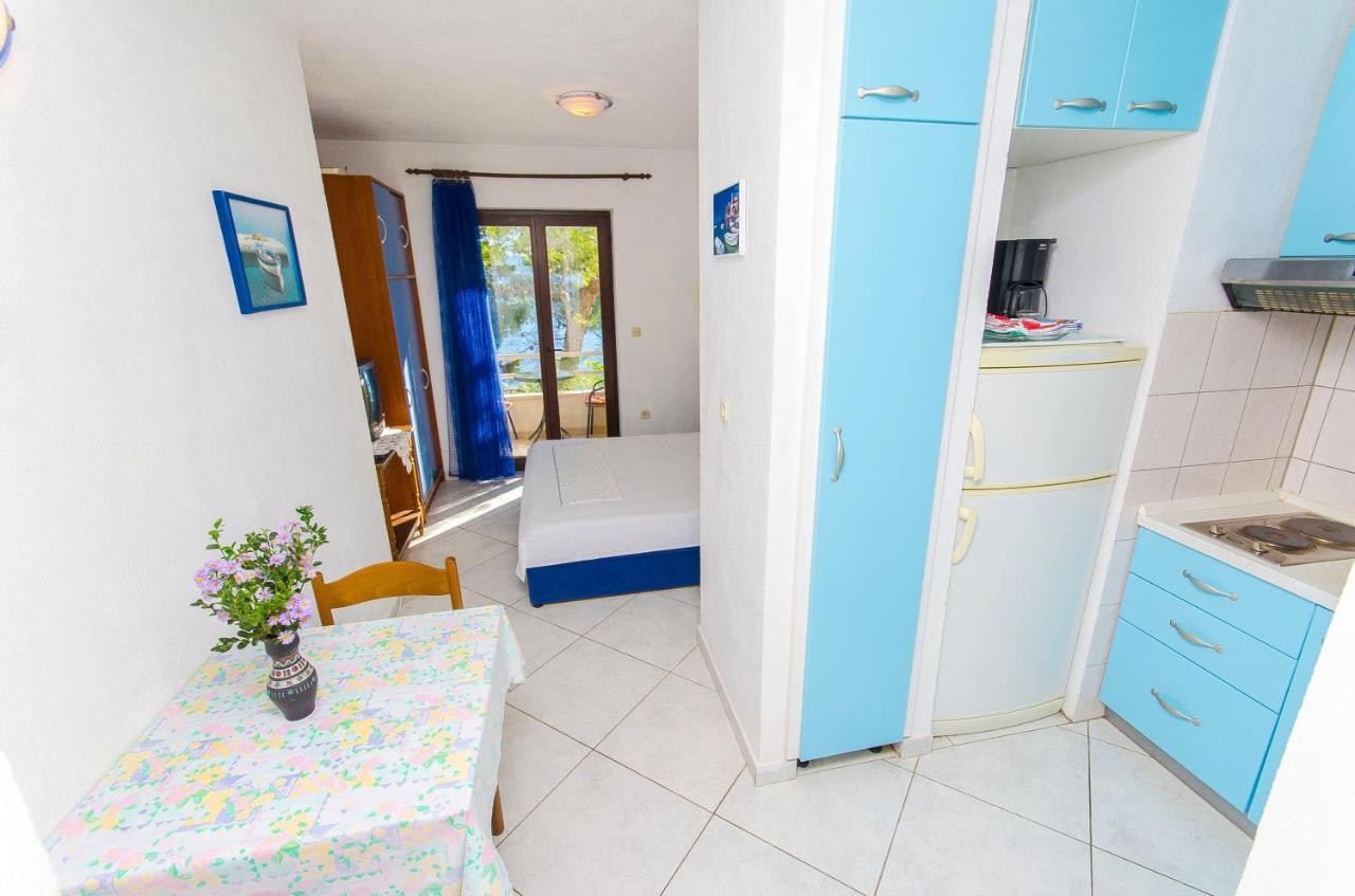 Apartments By The Sea Pisak, Omis - 2802 Esterno foto